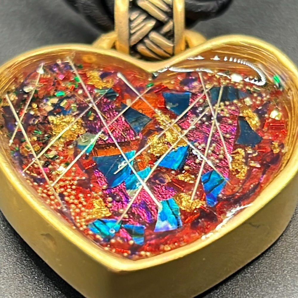 Vintage Chicos foil art heart necklace - Picture 2 of 6